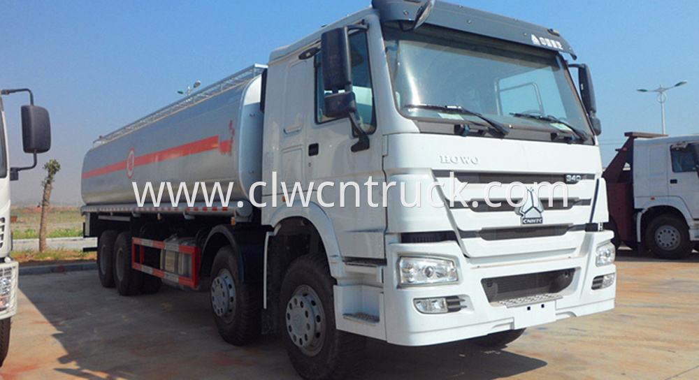 howo fuel tank truck 1